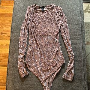 Forever 21 Mauve Floral Velvet Bodysuit